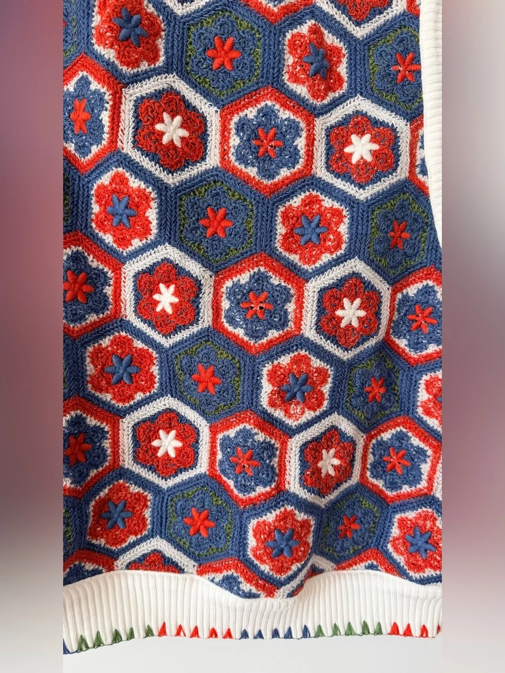 FARM RIO CROCHET VEST - Picture 10 of 11